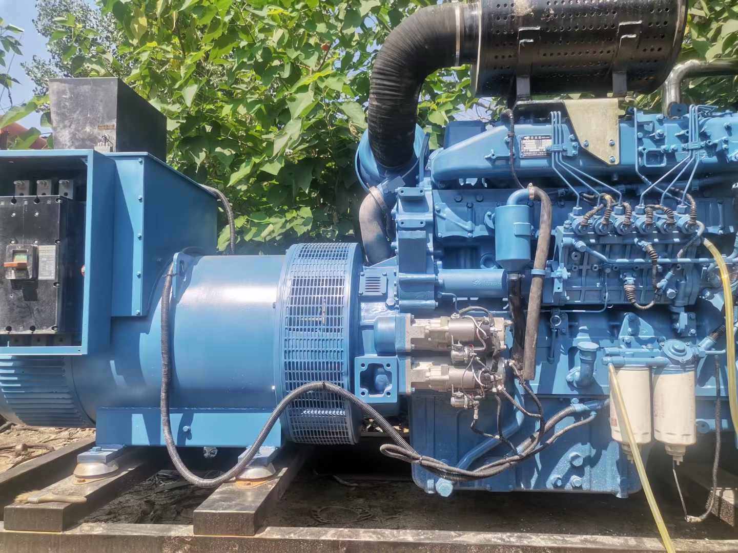 象州详细说明降低 800kW 柴油发电机输出电流波动的方法